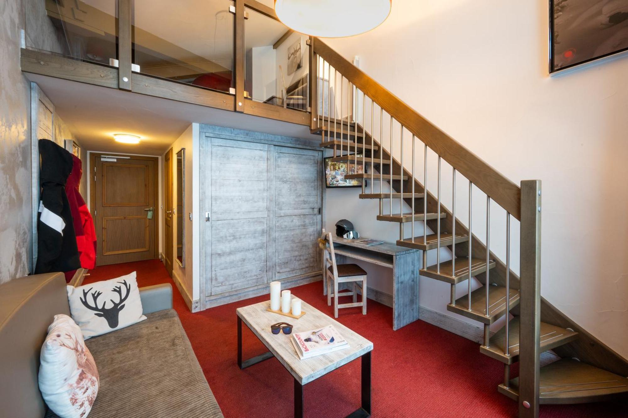 Hotel L'Aiguille Percee ティニュ エクステリア 写真