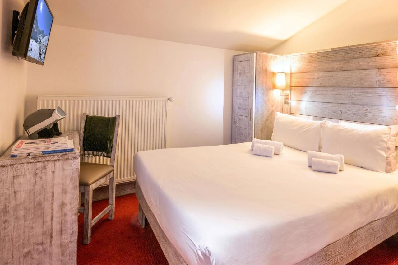 Hotel L'Aiguille Percee ティニュ エクステリア 写真